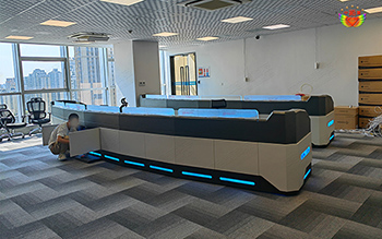 監(jiān)控控制臺(tái)圖片-大型監(jiān)控中心監(jiān)控室控制臺(tái)圖片圖集